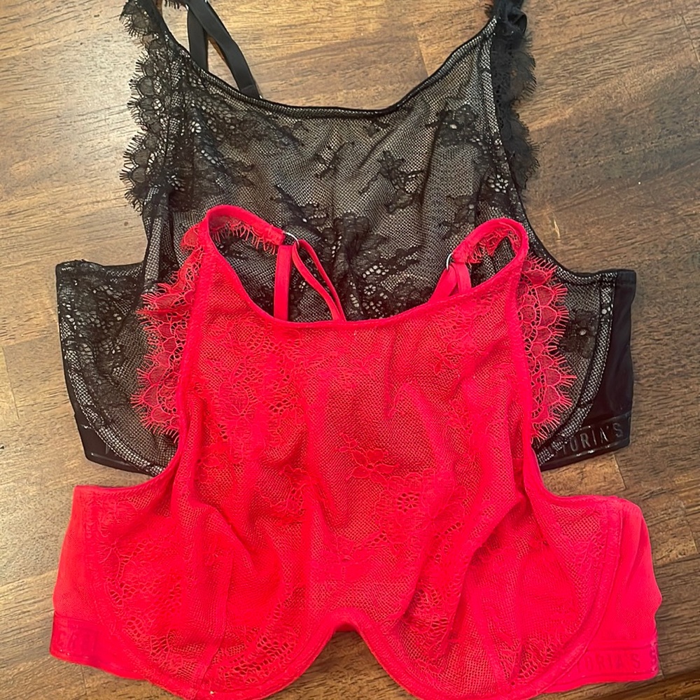 Lot of two Sexy Victorias Secret Lace dress bras